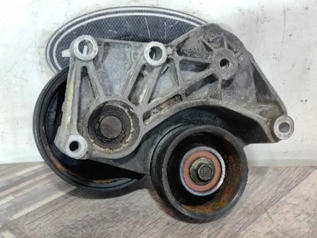 Кронштейн вентилятора Range Rover 5.0 510