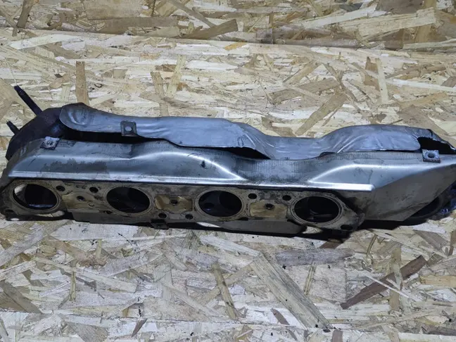 Коллектор выпускной правый Range Rover 3 L322 5.0