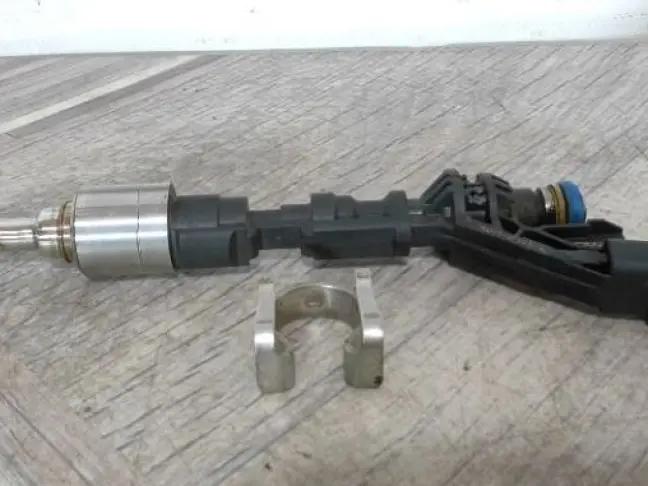 Форсунка топливная Range Rover 5.0 510 3.0 340