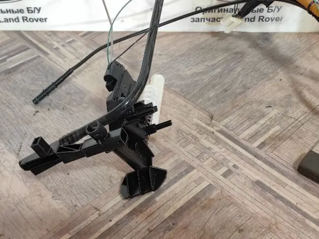 Насос топливный в бак Range Rover L322 5.0 510