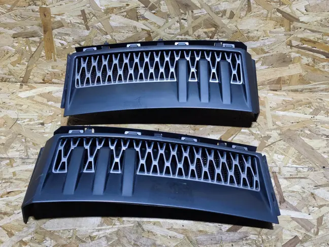 Жабры в крылья комплект Range Rover L322 09-12