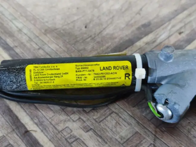 Преднатяжитель ремня правый Range Rover L322