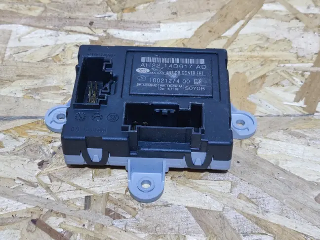 ЭБУ передней правой двери Range Rover L322 09-12