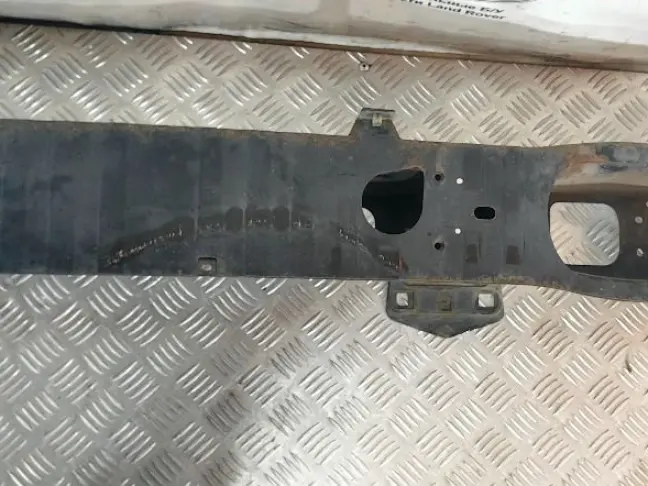 Усилитель переднего бампера Range Rover L322 07-12