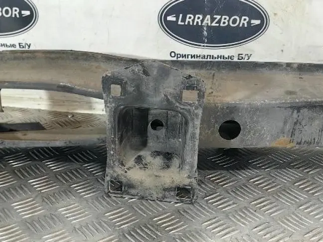 Усилитель переднего бампера Range Rover L322 07-12