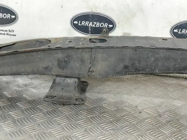 Усилитель переднего бампера Range Rover L322 07-12