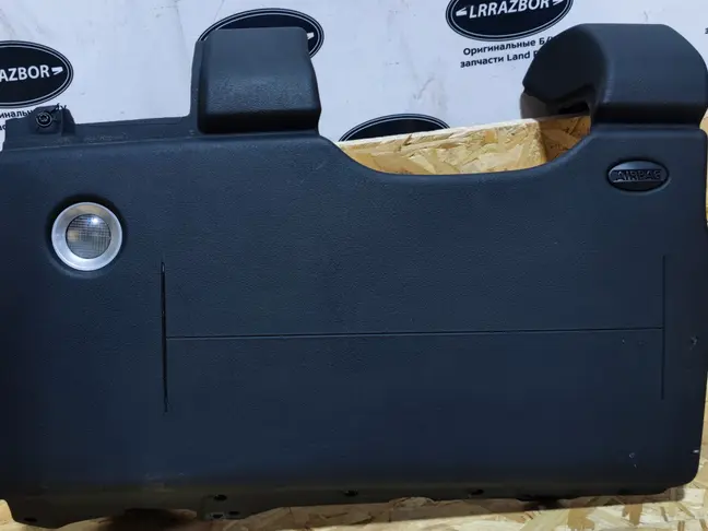 Подушка безопасности колени Range Rover L322