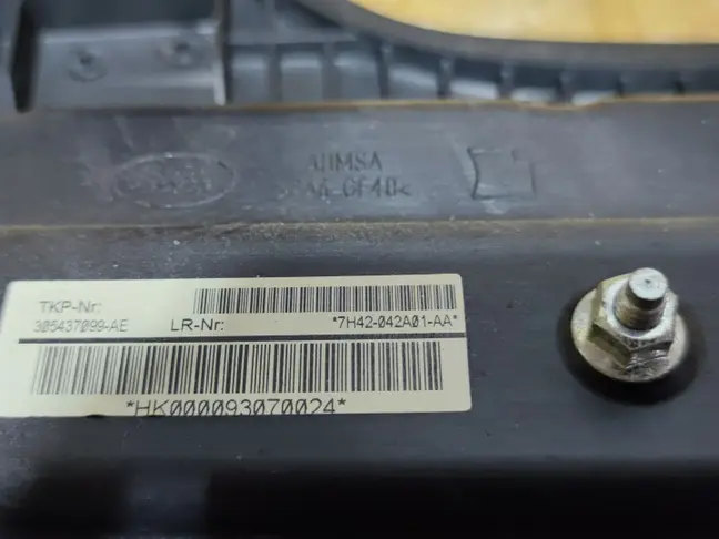 Подушка безопасности колени Range Rover L322