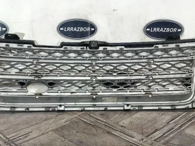 Решетка радиатора Range Rover 3 L322 09-12