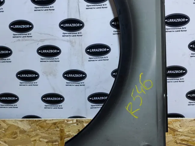 Крыло переднее правое Range Rover 3 L322 05-12