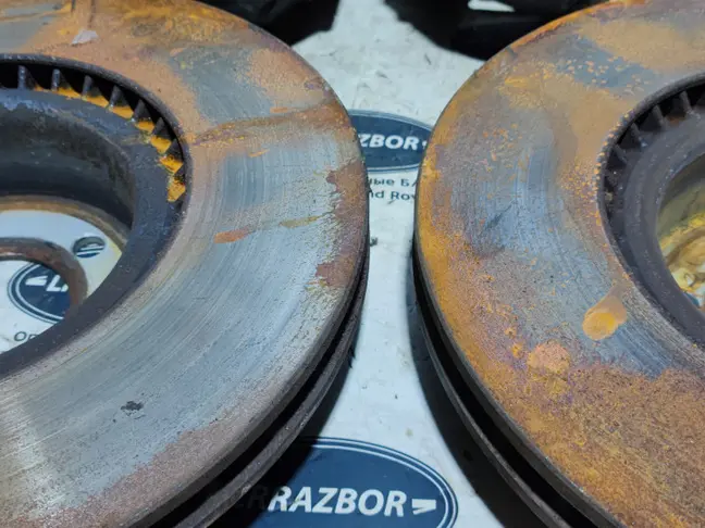 Тормоза передние комплект Range Rover 3 L322 09-12