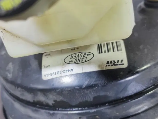 Вакуумный усилитель Range Rover L322 09-12