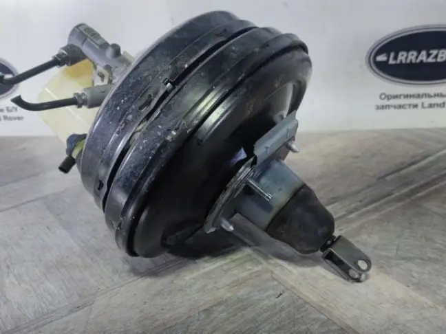Вакуумный усилитель Range Rover L322 09-12
