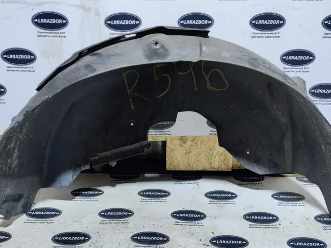 Подкрылок задний правый Range Rover L322 02-12