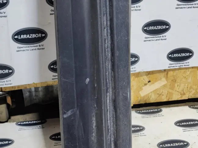 Молдинг порога правый Range Rover 3 L322 02-12