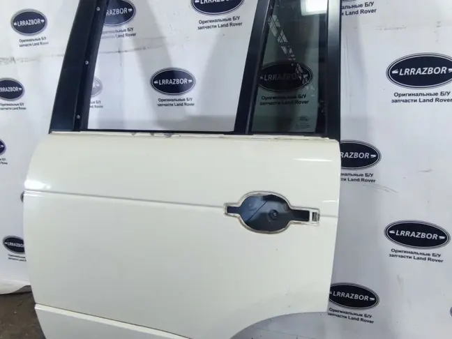 Дверь задняя левая Range Rover L322 2002-2012