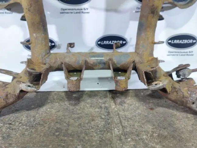 Подрамник задний Range Rover L322 2005-2012