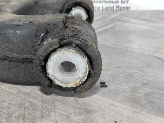 Рычаг задний правый верхний Range Rover L322 02-12