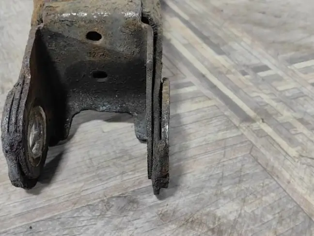 Рычаг задний левый верхний Range Rover L322 02-12