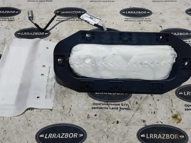 Подушка в торпеду Range Rover Sport 2 L494