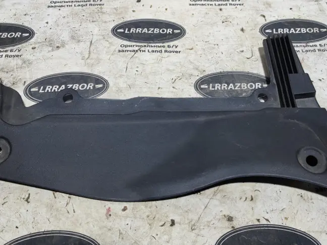Вставка жабо правая Range Rover Sport 2 L494