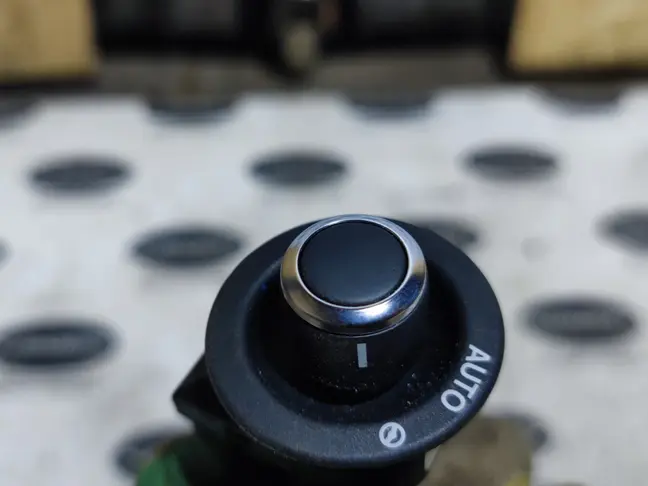 Кнопка рулевой колонки Range Rover Sport 2 L494