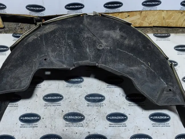 Подкрылок задний левый Range Rover Sport 2 L494