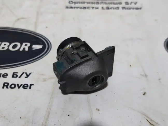 Личинка замка двери Range Rover Sport 2 L494