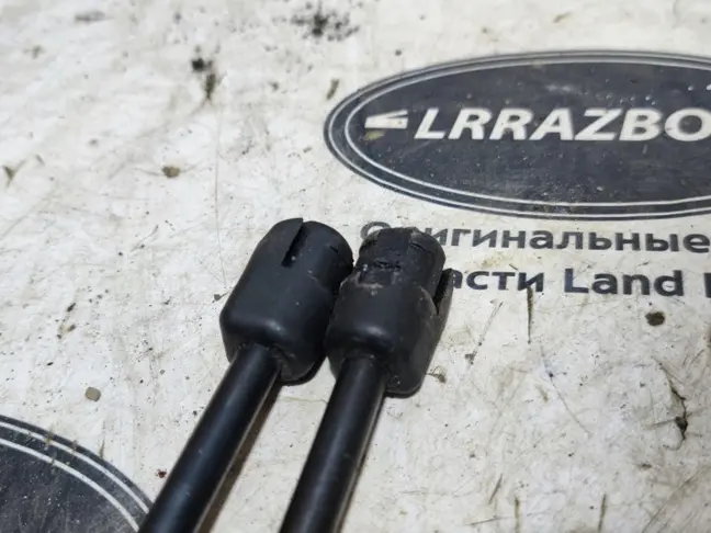 Амортизатор капота пара Range Rover Sport 2 L494