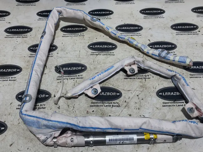 Шторка безопасности боковая правая Sport 2 L494