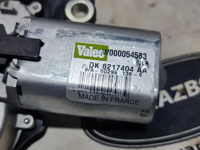 Моторчик стеклоочистителя Rover Range Sport 2 L494