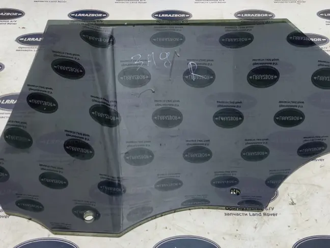 Стекло двери задней комплект RRS 2 L494