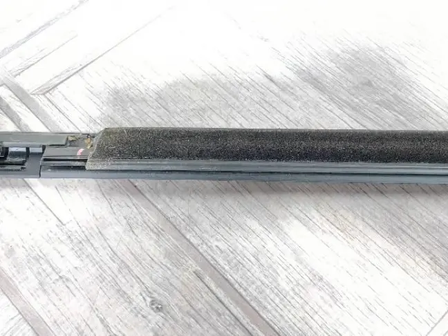 Молдинг стекла заднего правого Sport 2 L494