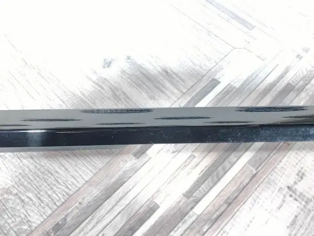 Молдинг стекла заднего правого Sport 2 L494