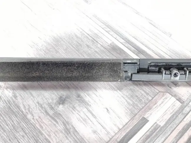 Молдинг стекла передний левый Sport 2 L494