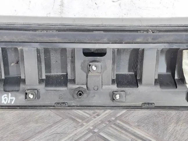 Молдинг двери передней левой Sport 2 L494