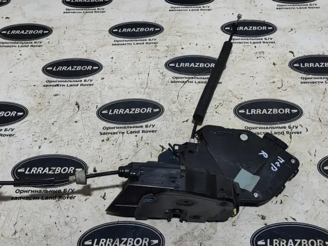 Замок передний правый Range Rover Sport2 L494