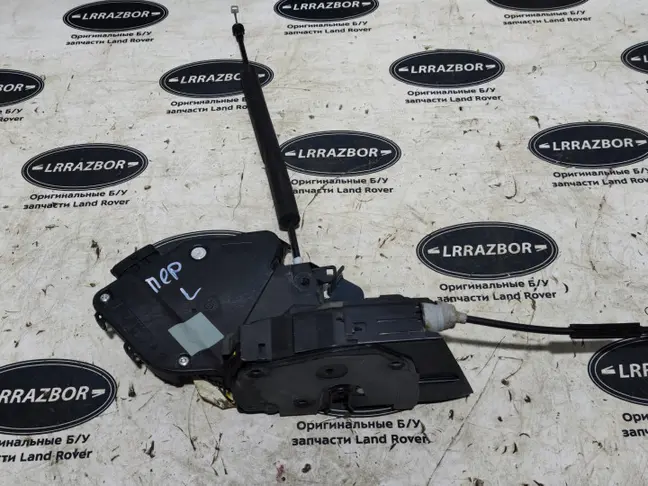 Замок передний левый Range Rover Sport 2 L494