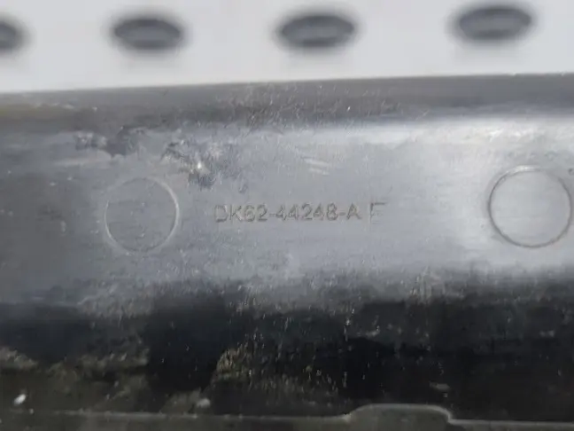 Водосток багажника Range Rover Sport 2 L494