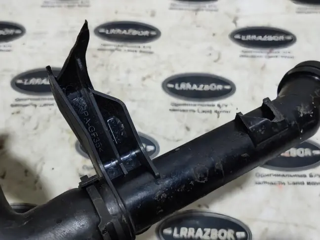 Патрубок охлаждения Range Rover Sport 2 306DT