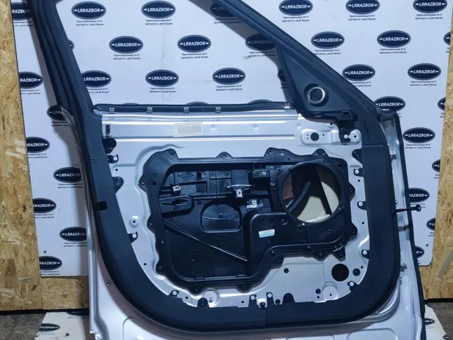 Дверь передняя левая Range Rover Sport 2 L494