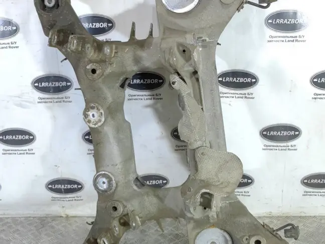 Подрамник задний Range Rover Sport 2 L494