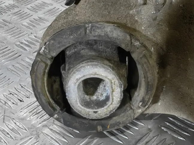 Подрамник задний Range Rover Sport 2 L494