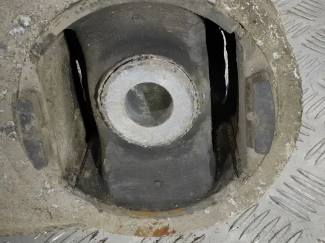 Подрамник задний Range Rover Sport 2 L494