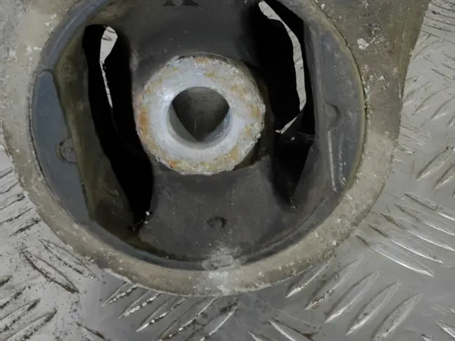 Подрамник задний Range Rover Sport 2 L494