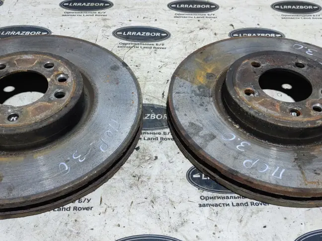 Диск тормозной передний Range Rover L494 306DT 3.0