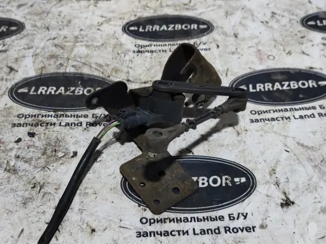 Датчик задний правый Range Rover Sport 2 L494