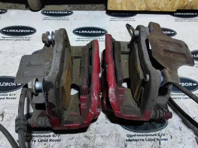 Суппорт передний пара Range Rover Sport 2