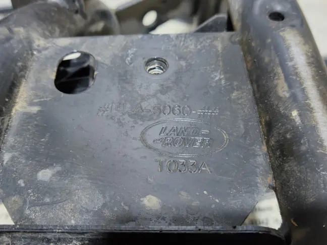 Опора раздатки Range Rover Sport 2 L494