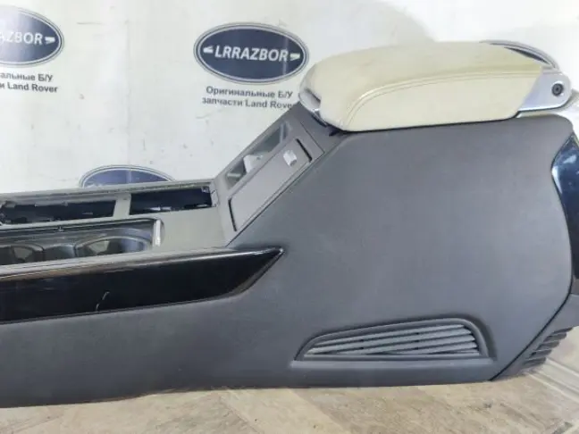 Консоль подлокотник Range Rover 3 L322 2009-2012